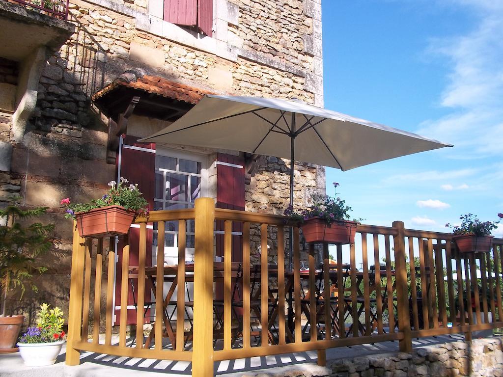 Ferme De Lagrave Hotel Coux-et-Bigaroque-Mouzens Exterior photo